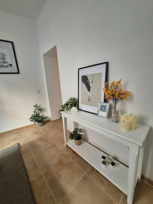 Hostfy Centro San Roman Sevilla Kültér fotó